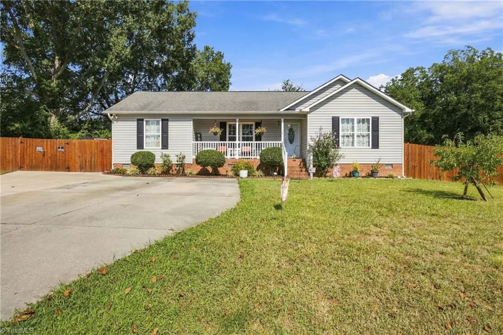 130 Garden Street Thomasville, NC 27360