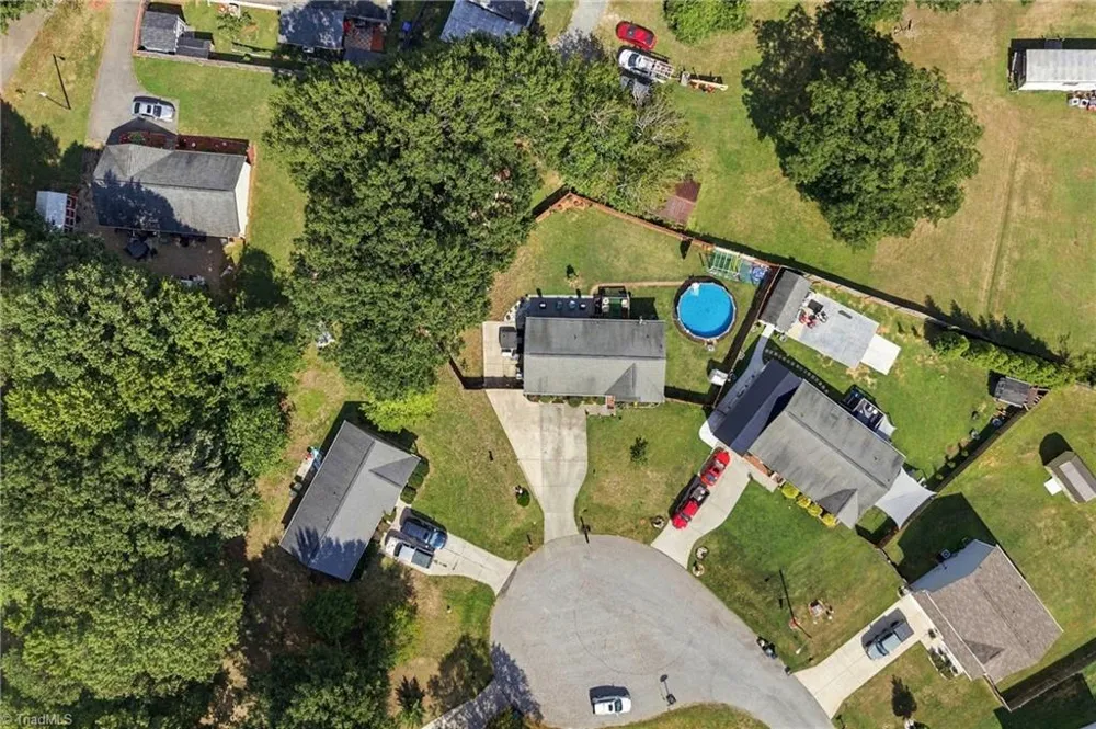 130 Garden Street Thomasville, NC 27360