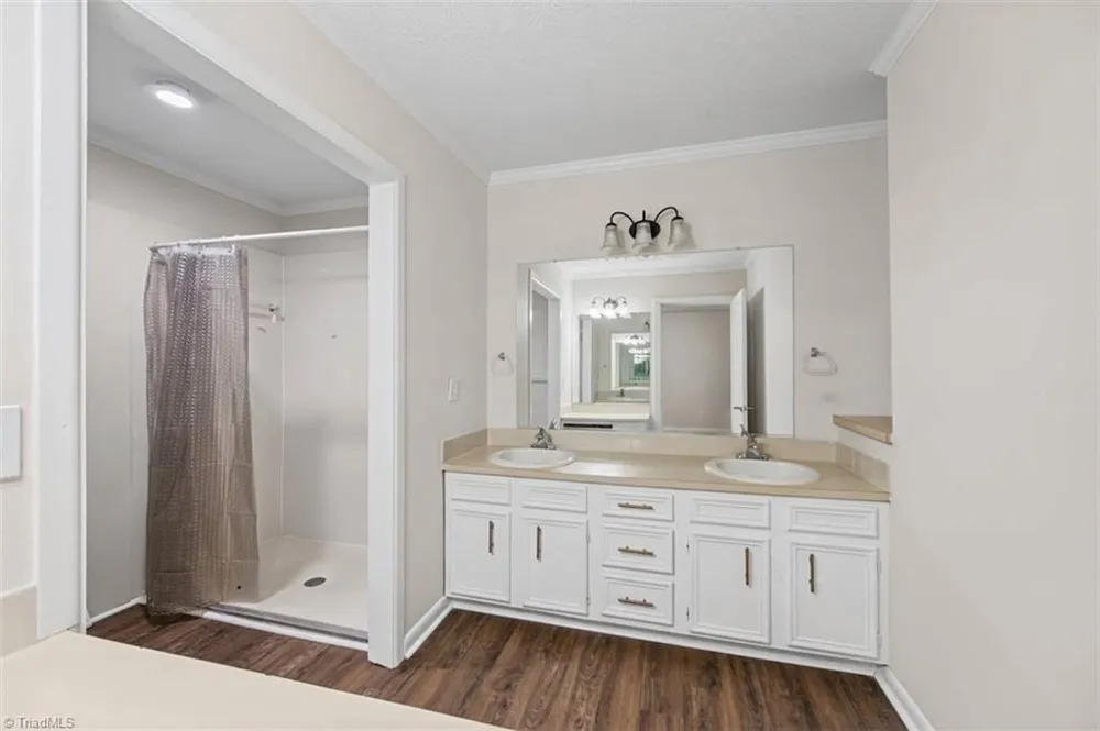 803 Aspen Trail Winston-Salem, NC 27106