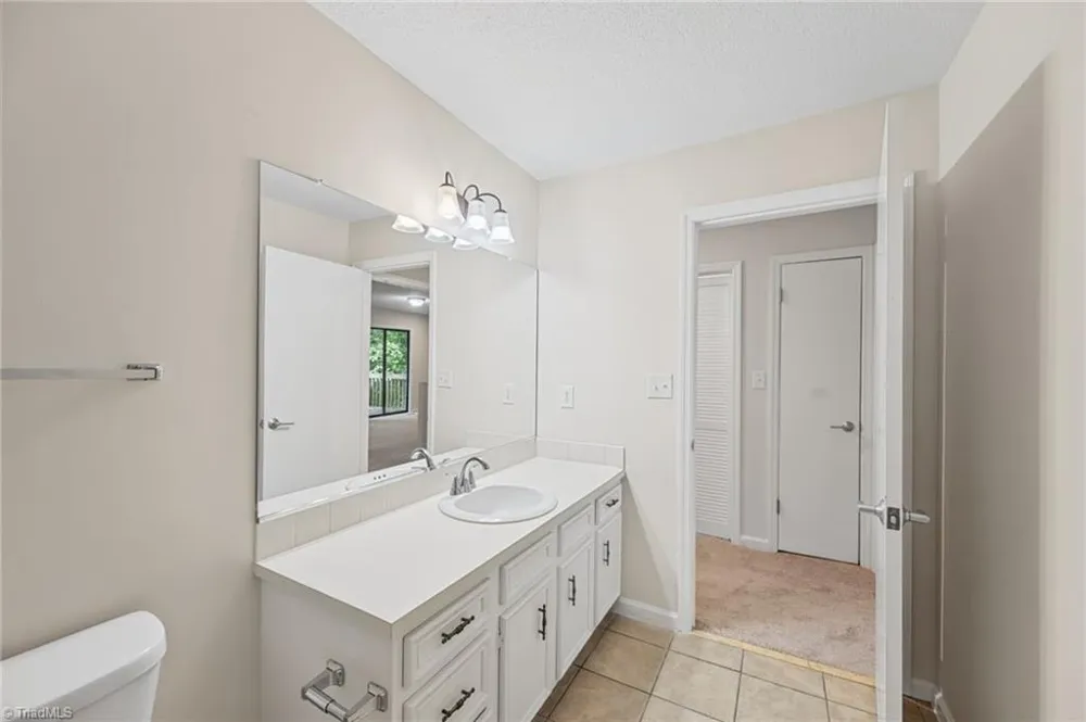 803 Aspen Trail Winston-Salem, NC 27106