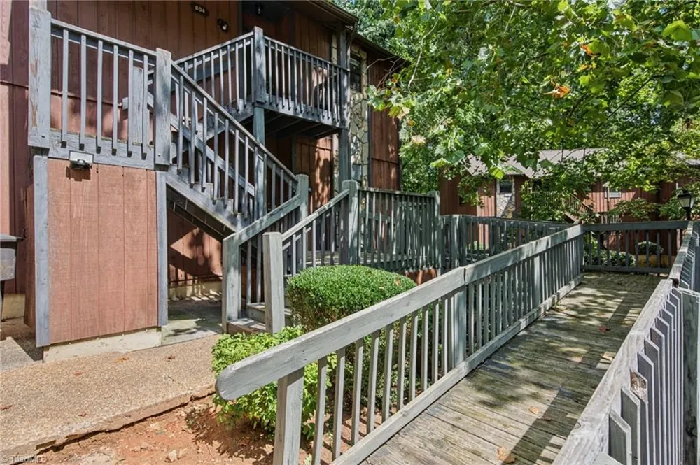 803 Aspen Trail Winston-Salem, NC 27106