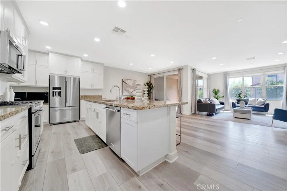 92 Capricorn Irvine, CA 92618