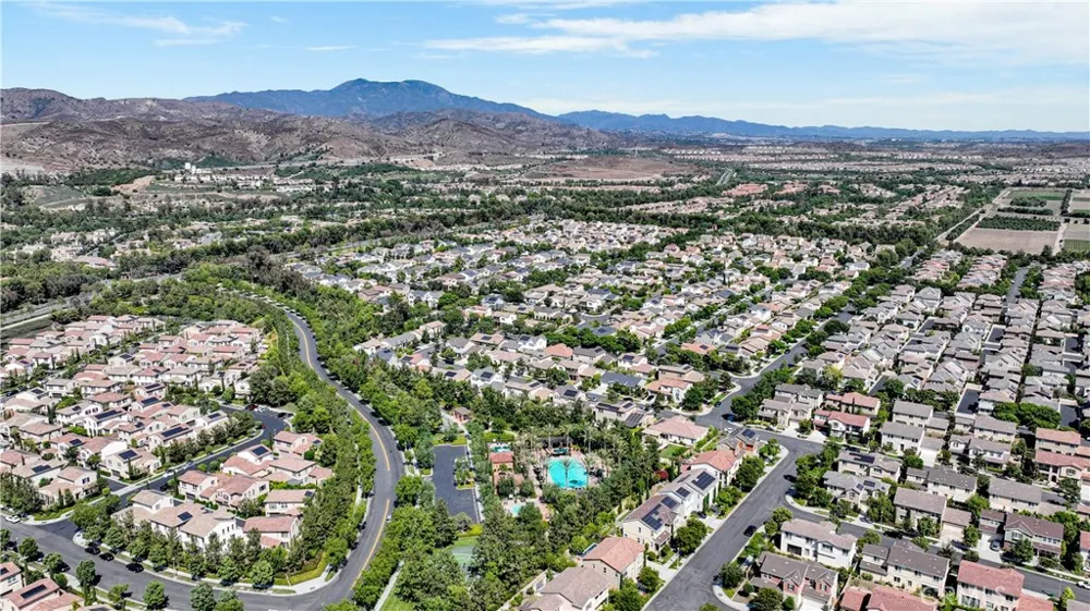 92 Capricorn Irvine, CA 92618