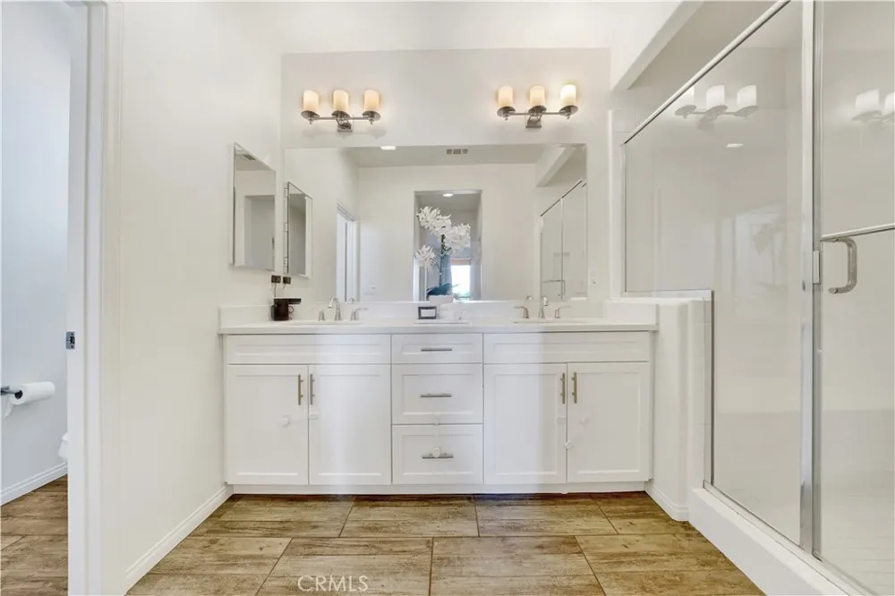 92 Capricorn Irvine, CA 92618