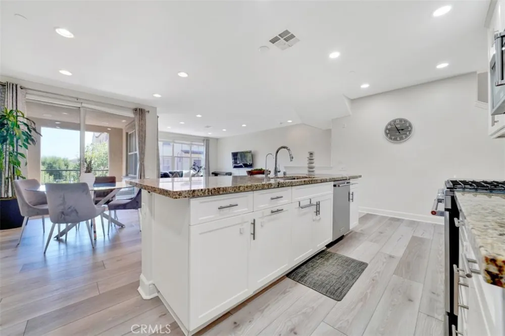 92 Capricorn Irvine, CA 92618