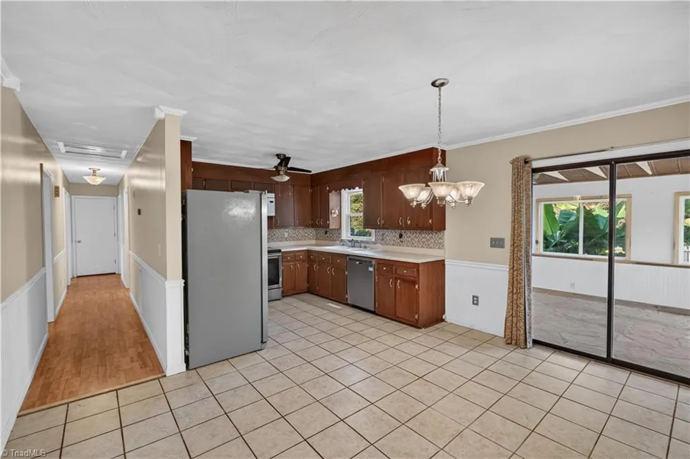 4472 NC Highway 268 Pilot Mountain, NC 27041