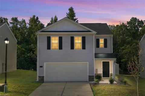 186 Carriage Cove Circle