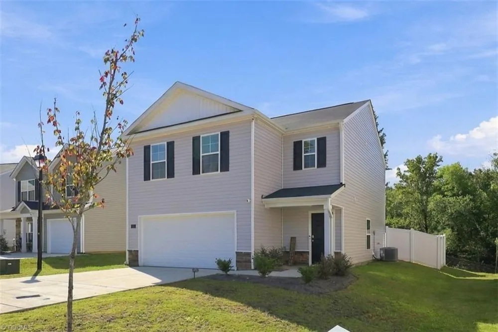 186 Carriage Cove Circle Mocksville, NC 27028