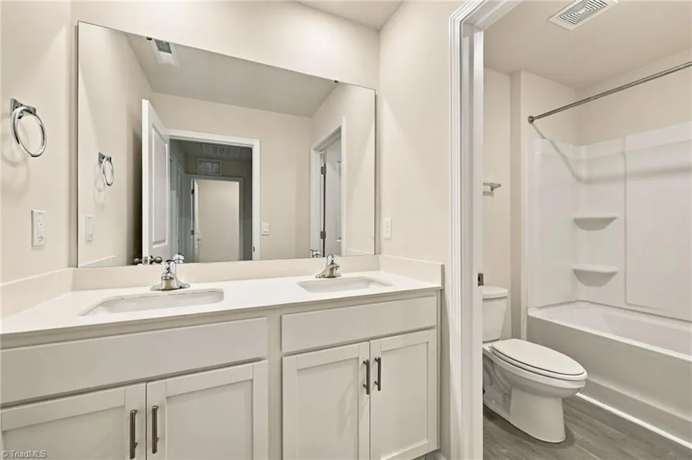 186 Carriage Cove Circle Mocksville, NC 27028