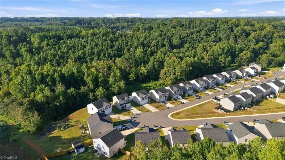 186 Carriage Cove Circle Mocksville, NC 27028