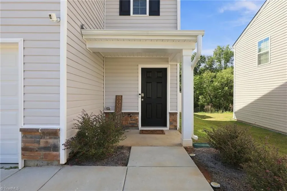 186 Carriage Cove Circle Mocksville, NC 27028