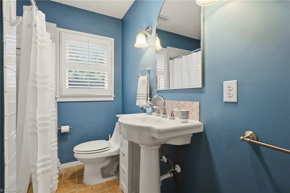 3617 Liberty Road Greensboro, NC 27406
