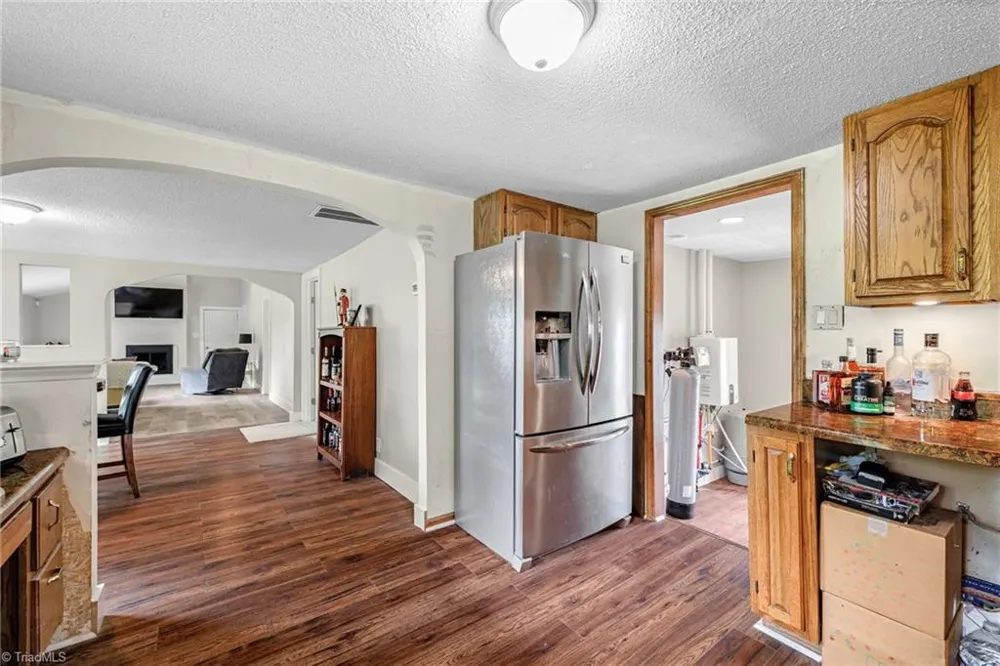 7549 Sunnyvale Drive High Point, NC 27265