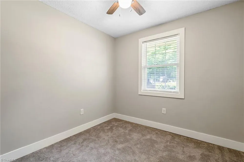 7549 Sunnyvale Drive High Point, NC 27265