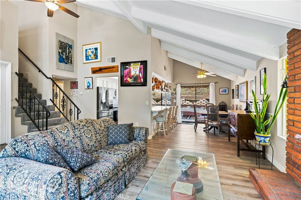 22024 Vacation Drive Canyon Lake, CA 92587