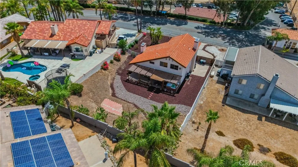 22024 Vacation Drive Canyon Lake, CA 92587
