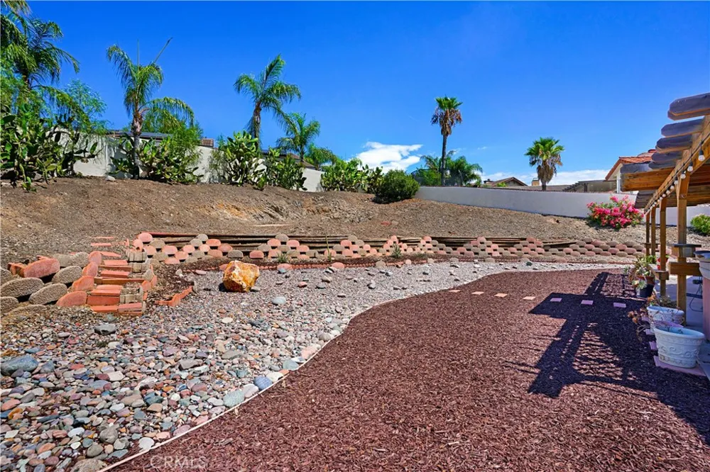 22024 Vacation Drive Canyon Lake, CA 92587