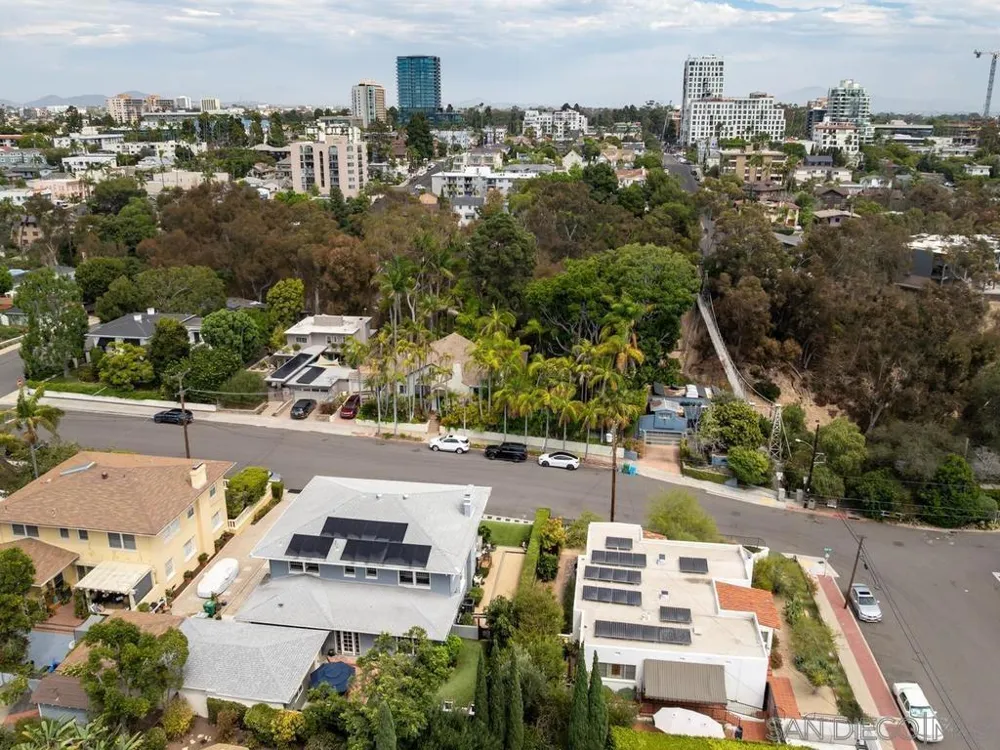 3226 Brant St San Diego, CA 92103