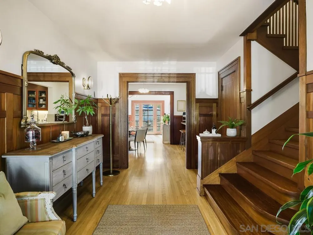 3226 Brant St San Diego, CA 92103