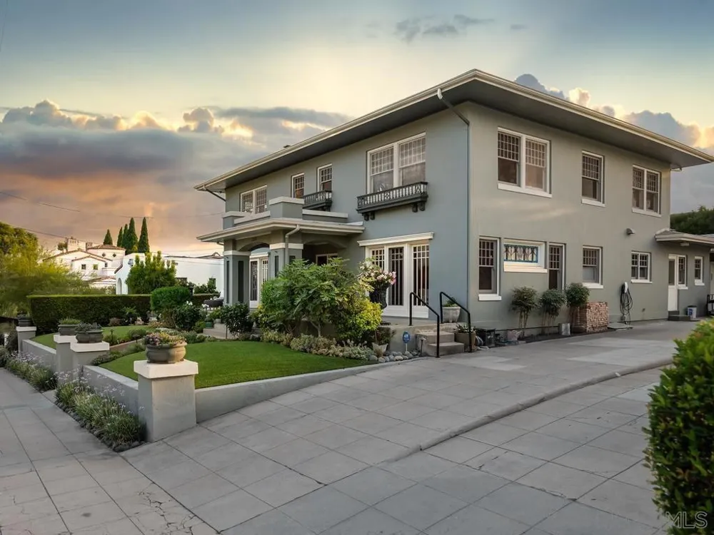 3226 Brant St San Diego, CA 92103