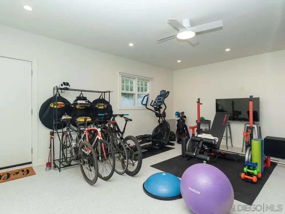 3226 Brant St San Diego, CA 92103