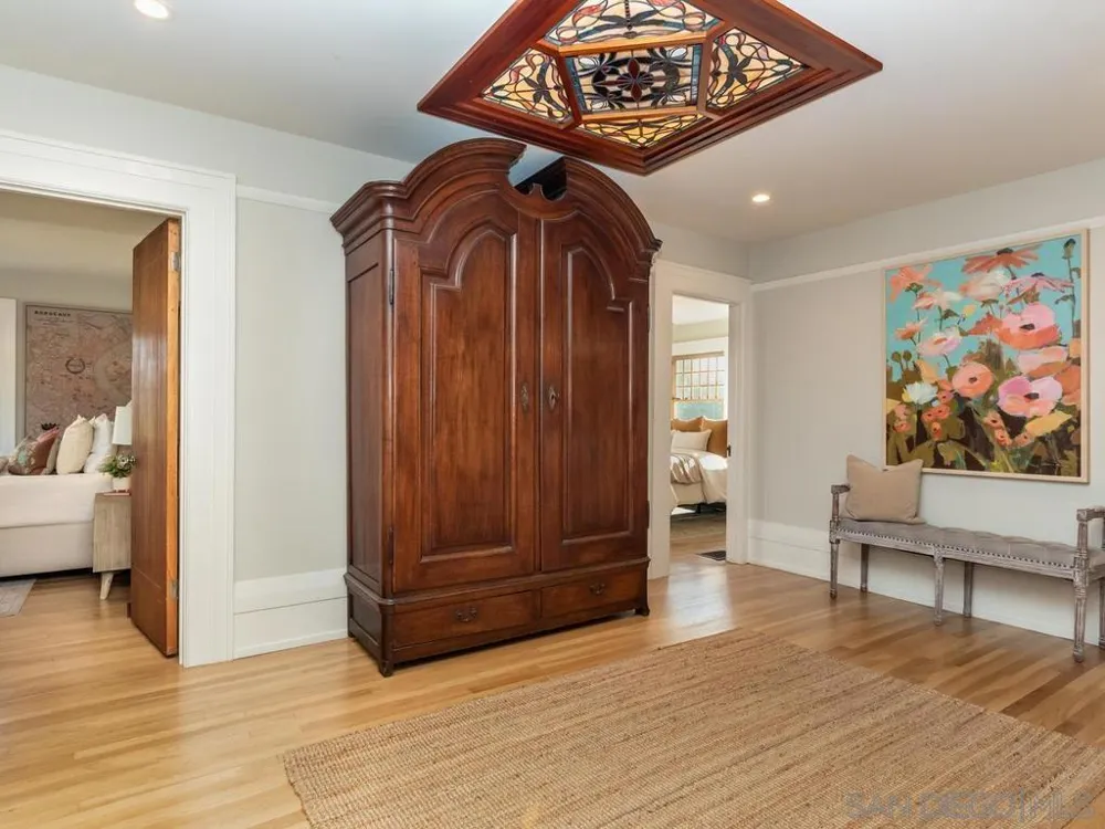 3226 Brant St San Diego, CA 92103