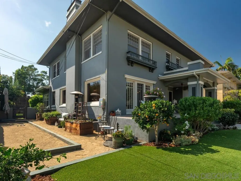 3226 Brant St San Diego, CA 92103