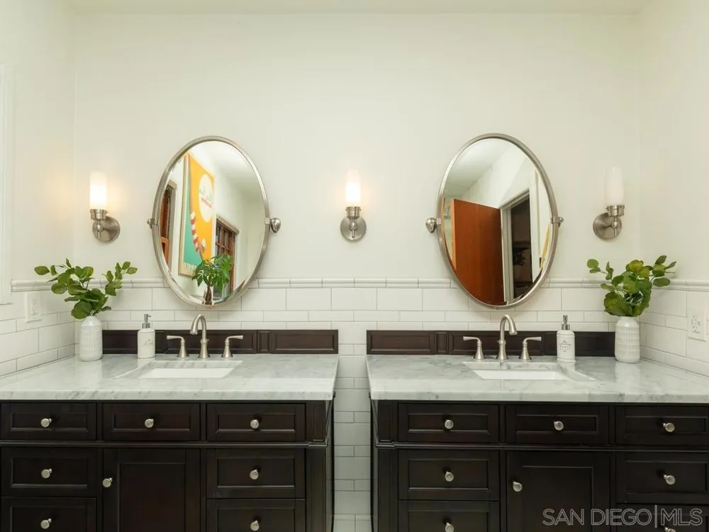 3226 Brant St San Diego, CA 92103