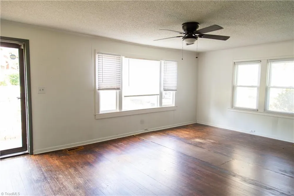 149 Gilreath Brook Street North Wilkesboro, NC 28659