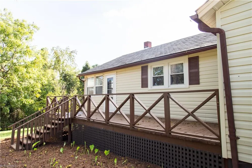149 Gilreath Brook Street North Wilkesboro, NC 28659