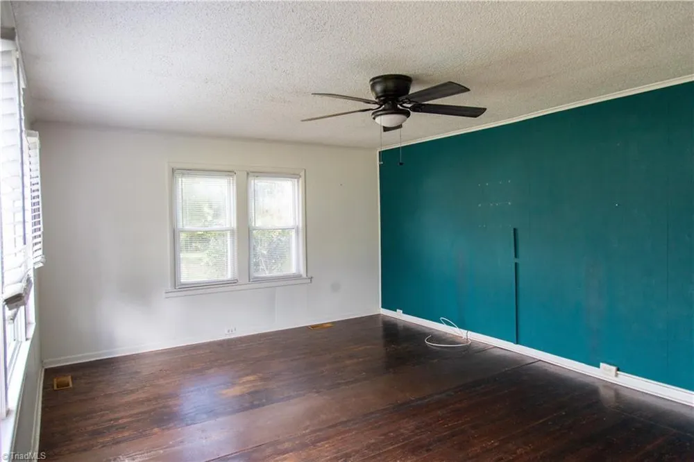 149 Gilreath Brook Street North Wilkesboro, NC 28659