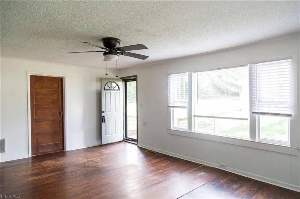 149 Gilreath Brook Street North Wilkesboro, NC 28659