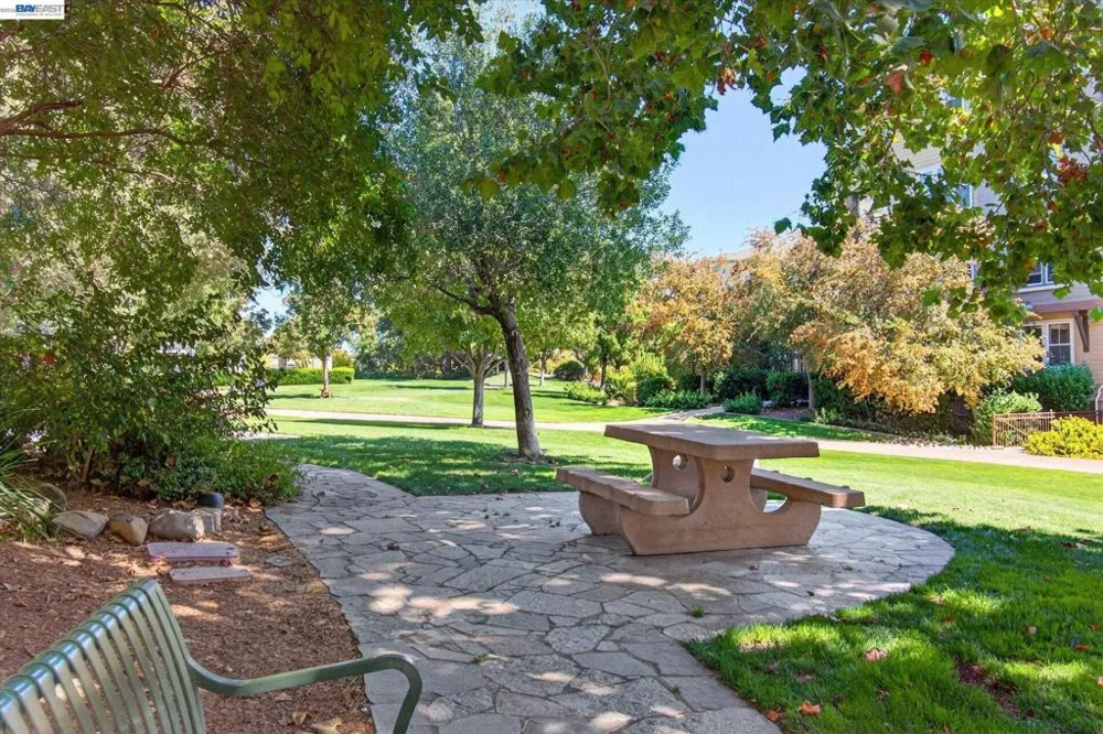 1315 Alma Ave #311 Walnut Creek, CA 94596