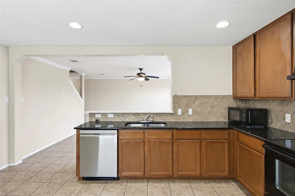 11525 Autumn Ash Drive Manchaca, TX 78652