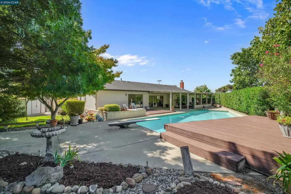 2975 Graymont Ct Concord, CA 94518