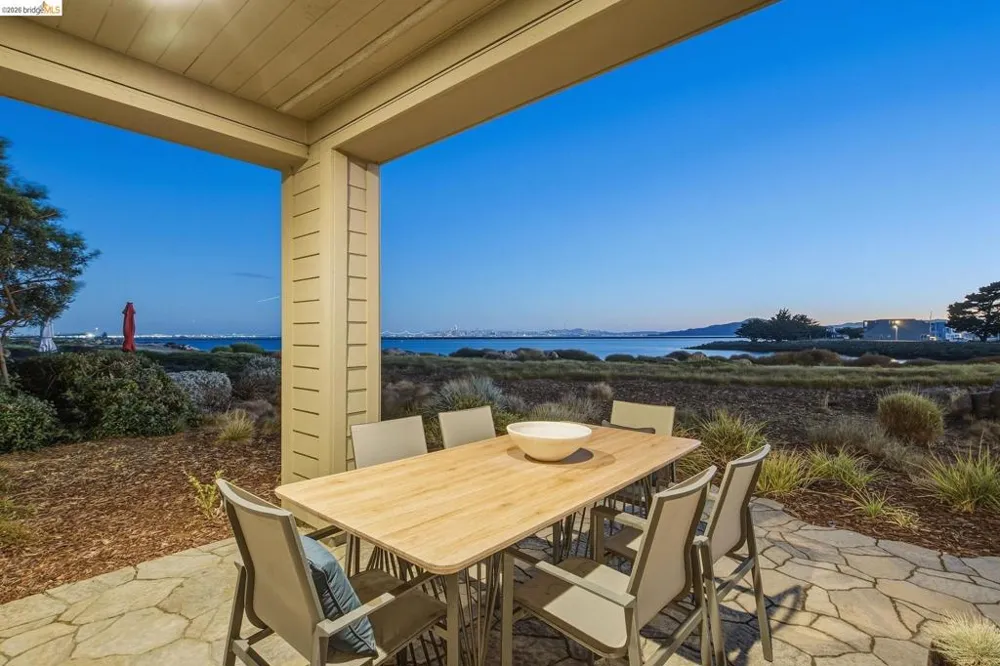 6 Waterline Pl Richmond, CA 94801