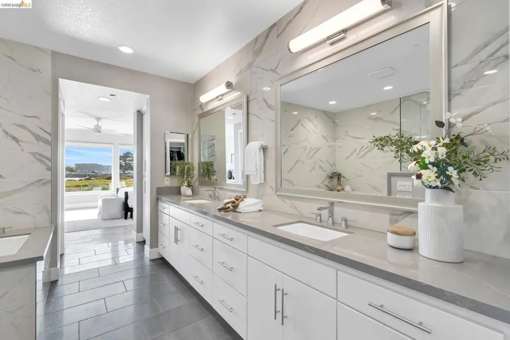 6 Waterline Pl Richmond, CA 94801