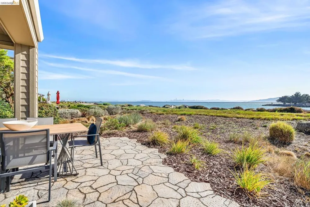 6 Waterline Pl Richmond, CA 94801
