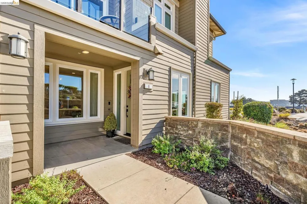 6 Waterline Pl Richmond, CA 94801