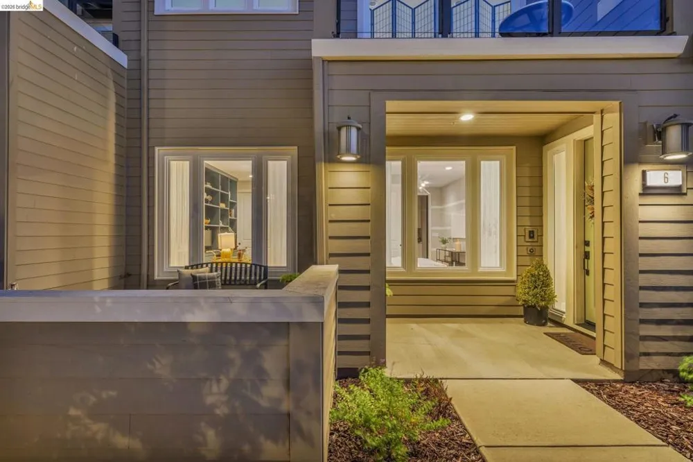 6 Waterline Pl Richmond, CA 94801