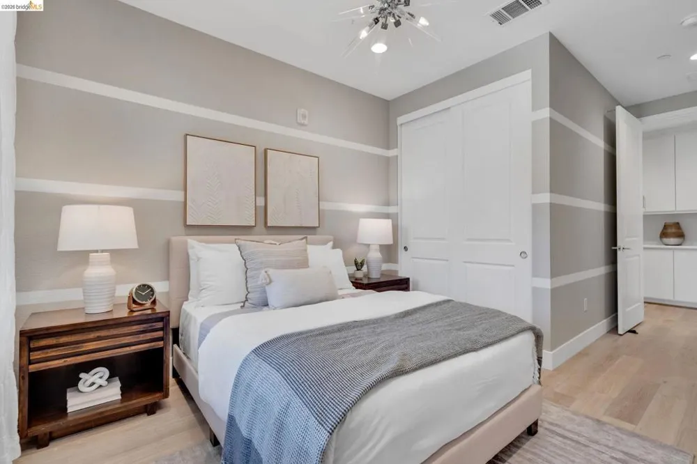 6 Waterline Pl Richmond, CA 94801