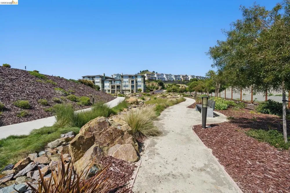 6 Waterline Pl Richmond, CA 94801