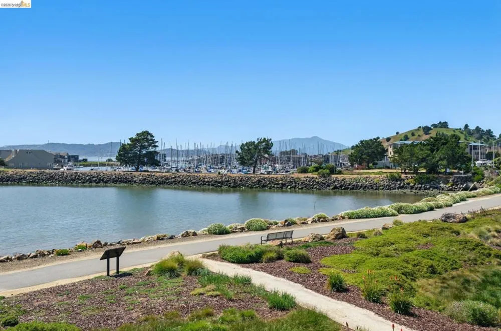 6 Waterline Pl Richmond, CA 94801