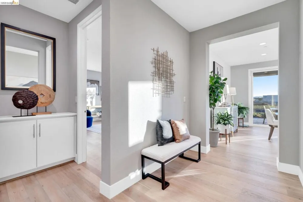 6 Waterline Pl Richmond, CA 94801