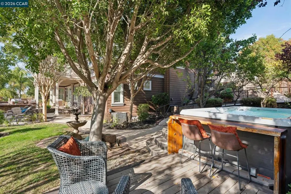 4360 Kingswood Dr Concord, CA 94518