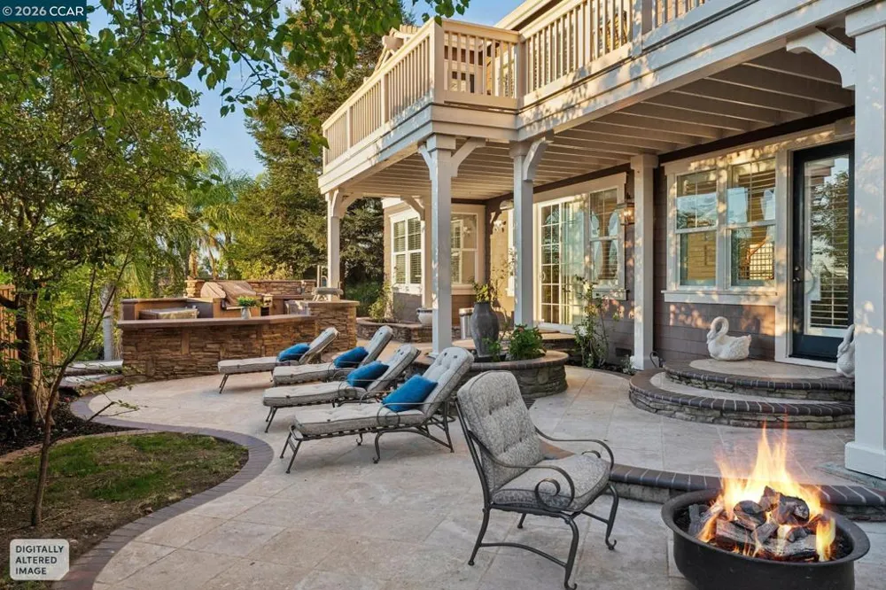 4360 Kingswood Dr Concord, CA 94518