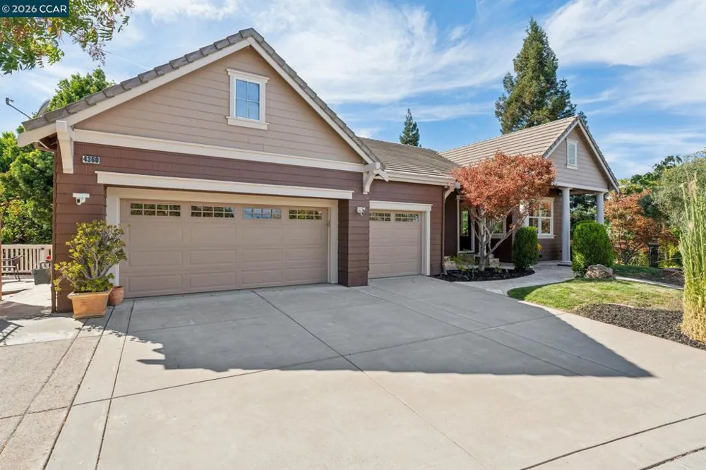 4360 Kingswood Dr Concord, CA 94518