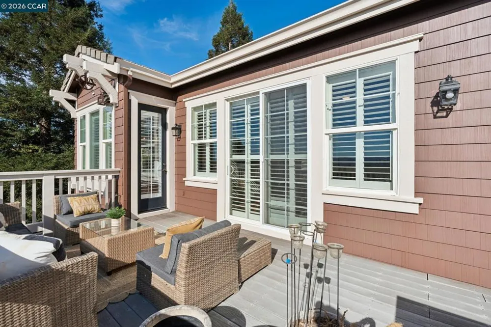 4360 Kingswood Dr Concord, CA 94518