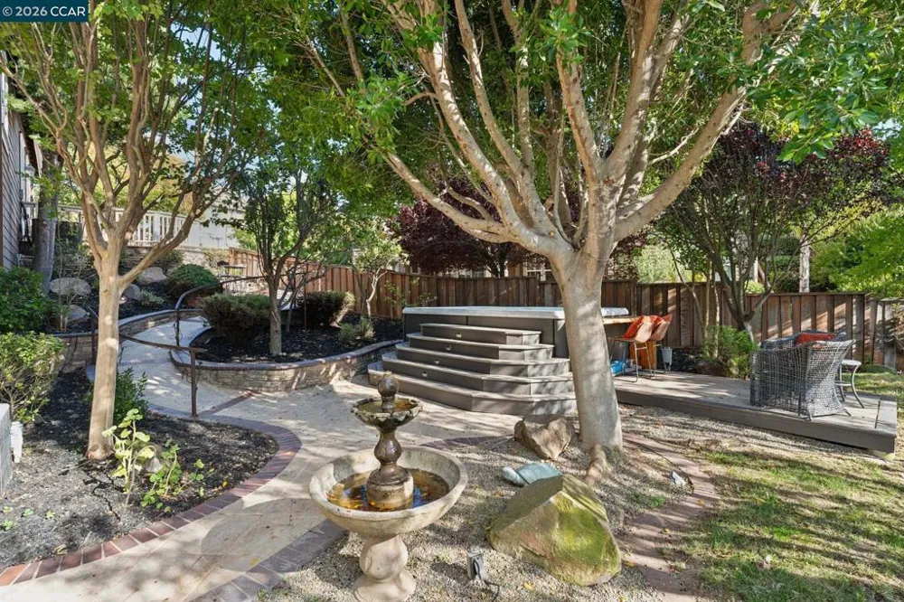 4360 Kingswood Dr Concord, CA 94518