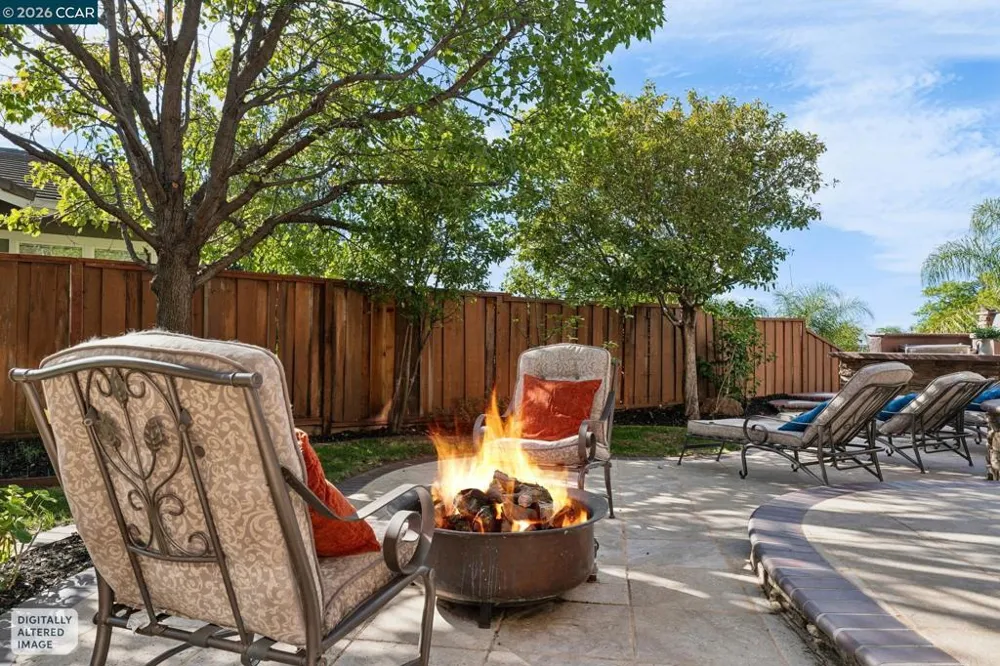 4360 Kingswood Dr Concord, CA 94518